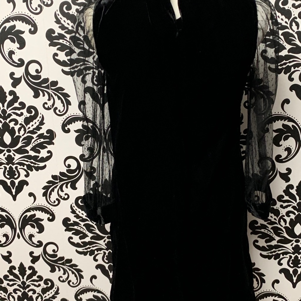 Dress - Picture 4 of 5